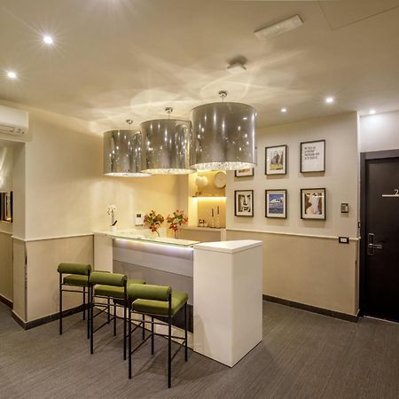 Stay Inn Rome Via Del Corso Exterior foto
