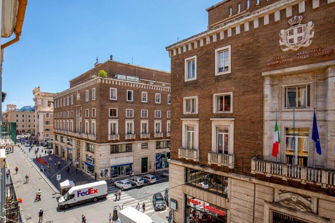 Stay Inn Rome Via Del Corso Exterior foto