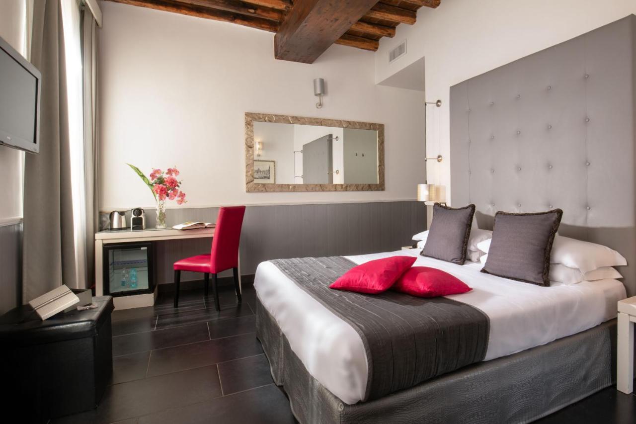 Stay Inn Rome Via Del Corso Exterior foto
